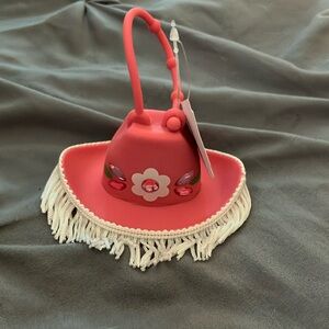 Hand sanitizer holder